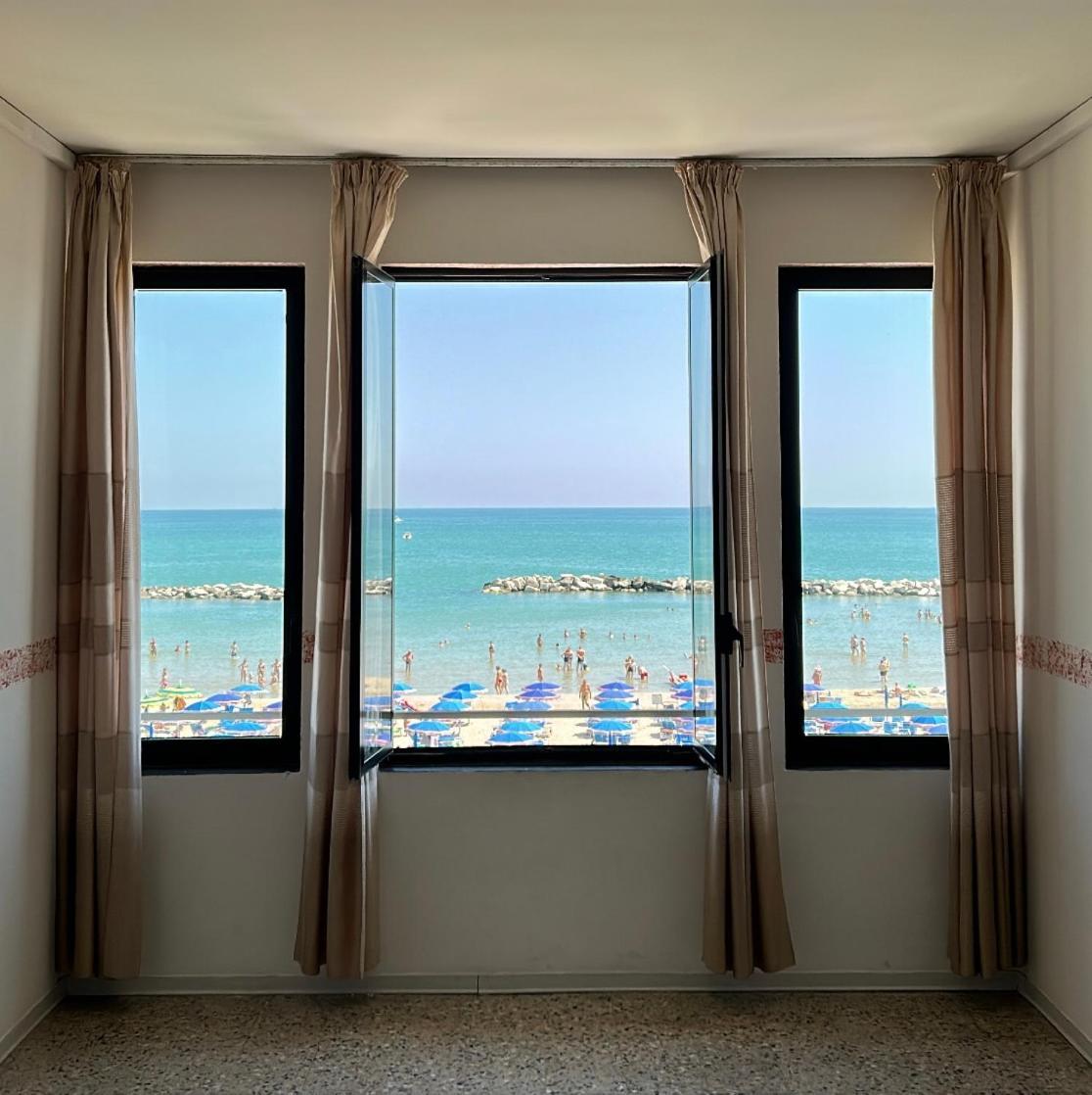 Hotel Bartolini Bellaria-Igea Marina Exterior photo